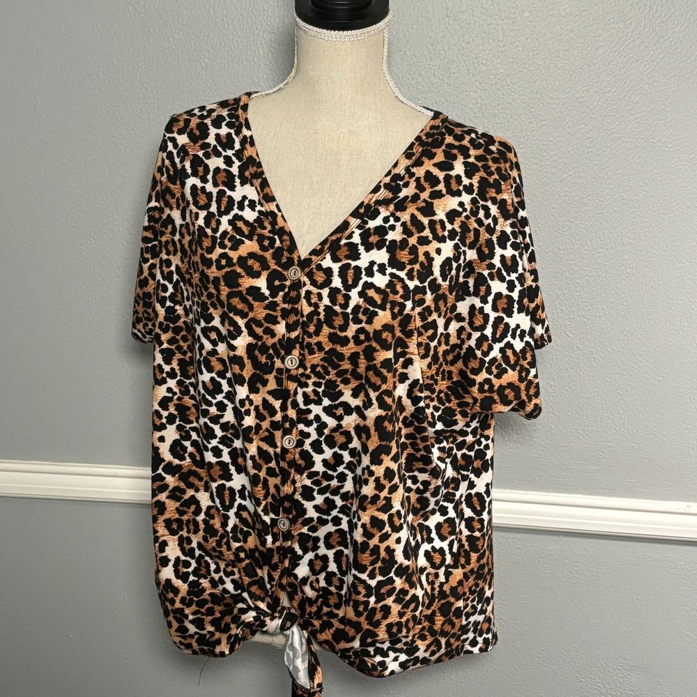 SWEET LOVELY BOUTIQUE STYLE TIE WAIST ANIMAL PRINT STRETCH DOLMAN SLEEVE BLOUSE.